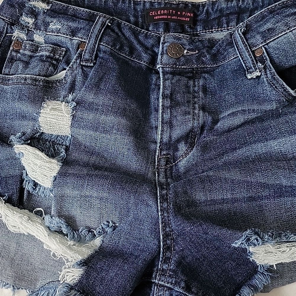 🦋 Celebrity Pink Blue Denim Distressed Jeans Shorts size 7 Jr NWOT!